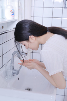 奇妙世界的学院物语
